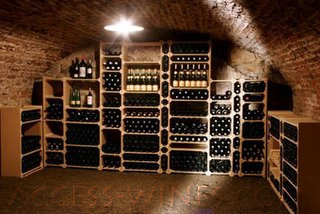 Casiers pour le rangement des bouteilles de vin ou champagne, amnagement de caves - par 6 bouteilles de vin  superposer ou en cte  cte.