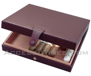 CREDO leather travel humidor for 8-20 cigars