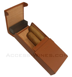 CREDO humidified pocket leather humidor for 3 robusto cigars