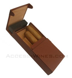CREDO humidified pocket leather humidor for 3 robusto cigars