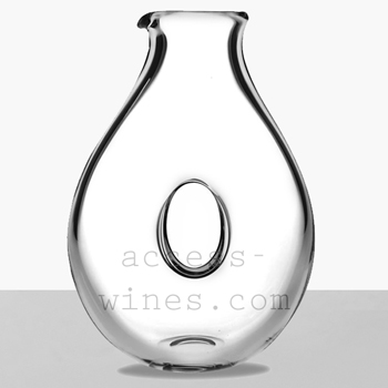 Oval decanter